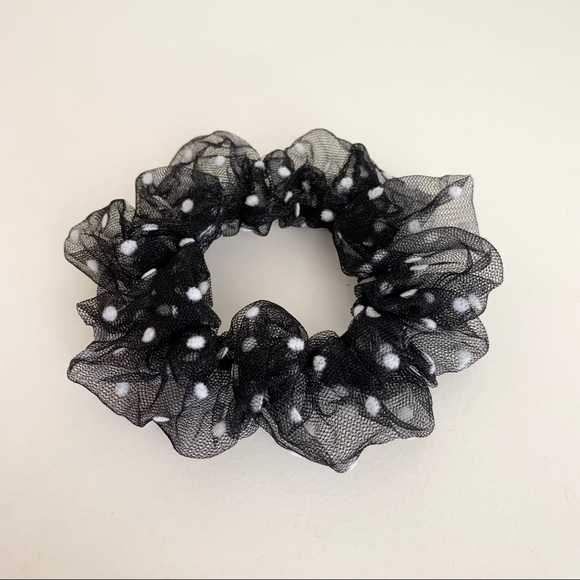 NWOT Sheer polka dot scrunchie - Picture 6 of 10